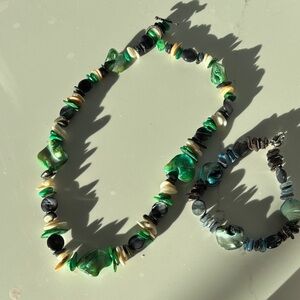 Elegant Green and Black Beaded Necklace and Bracelet Set